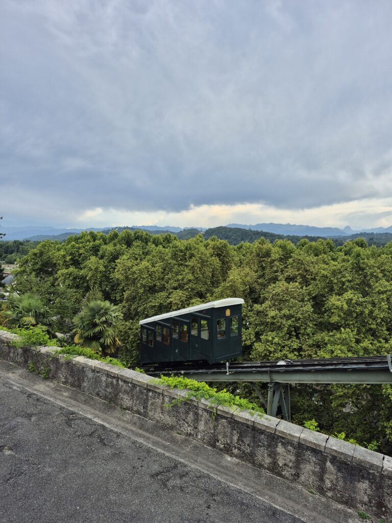funicular pau